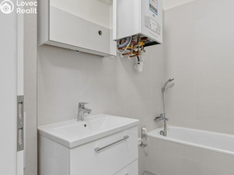 Pronájem bytu 3+1 Praha, Na Pankráci 1344/111 č. 25