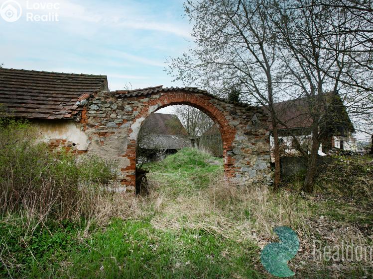 Prodej zemědělské usedlosti Bečice č. 4