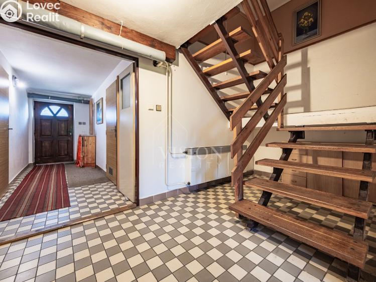 Продажа семейного дома Choustník č. 8