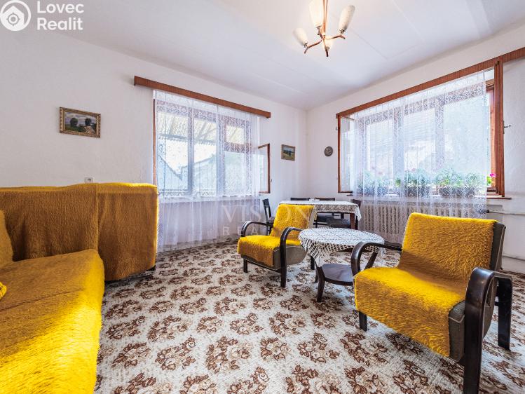 Sale farm Hlasivo č. 3