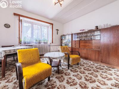 Sale farm Hlasivo č. 4