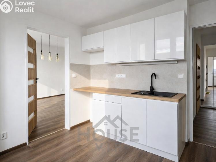 Prodej bytu 3+1 Praha, Lohniského č. 2