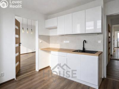 Prodej bytu 3+1 Praha, Lohniského č. 2