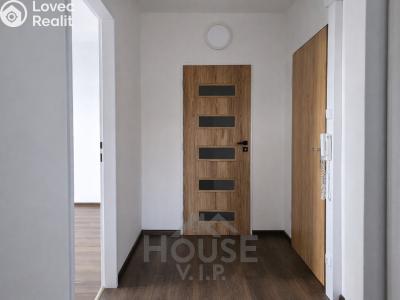 Prodej bytu 3+1 Praha, Lohniského č. 6