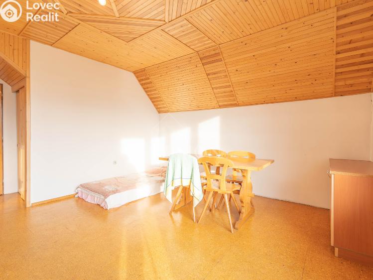 Sale multi-gen house Kovářov č. 13