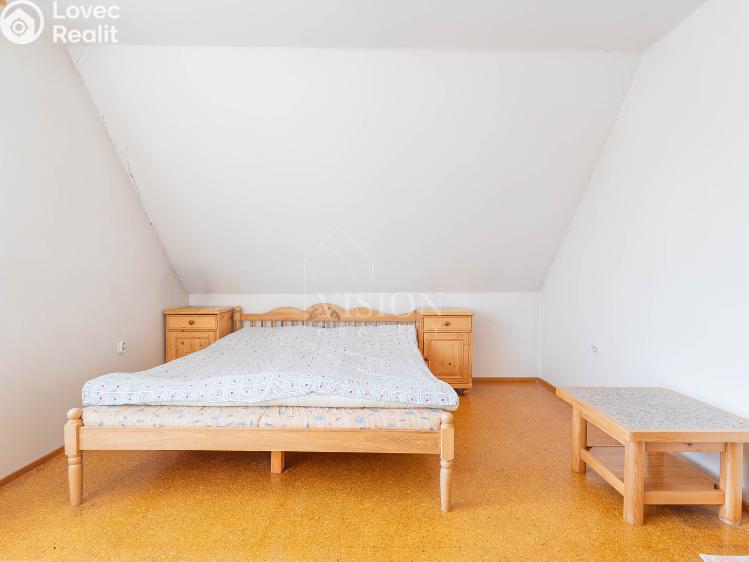 Sale multi-gen house Kovářov č. 14