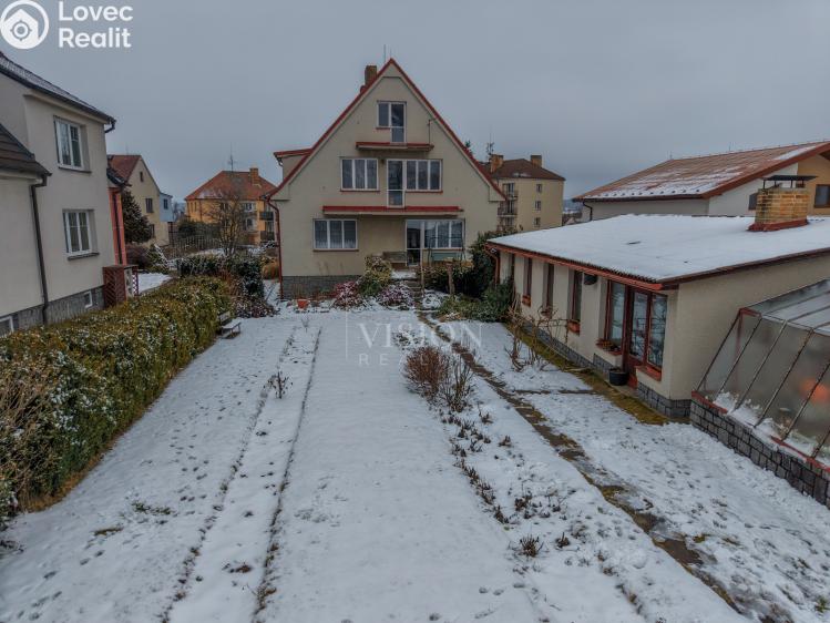 Sale multi-gen house Kovářov č. 20