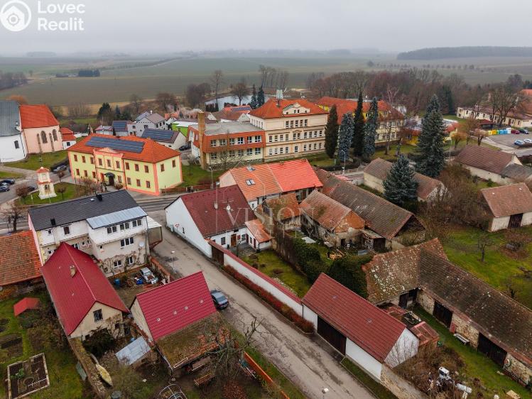 Продажа семейного дома Bernartice, Táborská č. 32