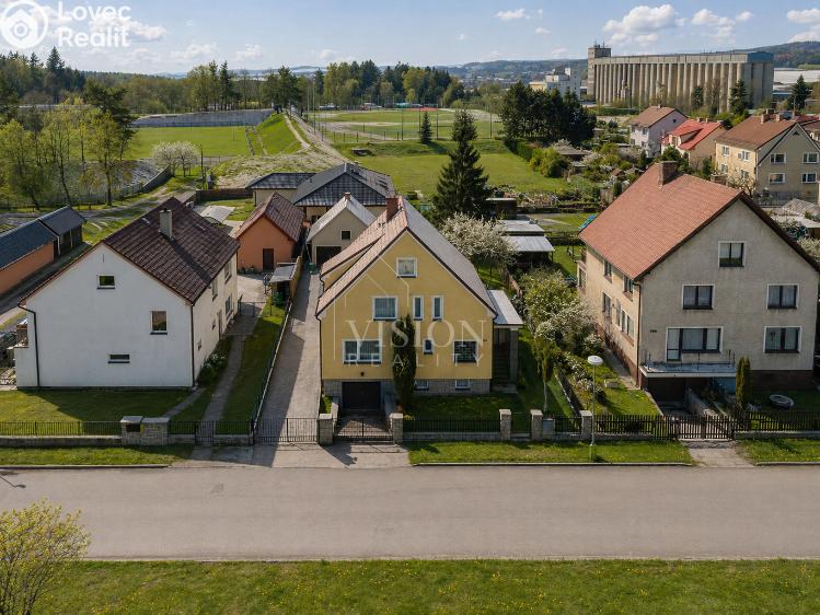 Prodej rodinného domu Milín, U stadionu 302 č. 17