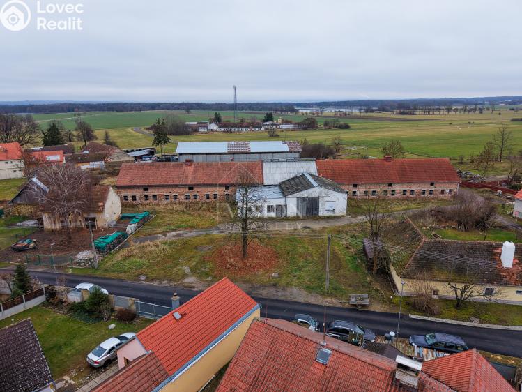 Prodej zemědělského objektu Dubné č. 12