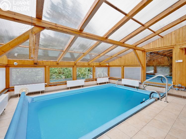 Продажа семейного дома Černovice, Husovy sady č. 23