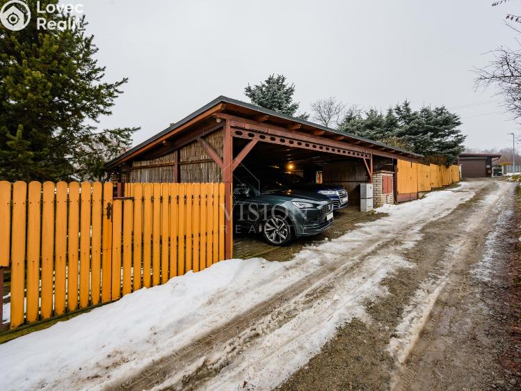 Продажа семейного дома Černovice, Husovy sady č. 25