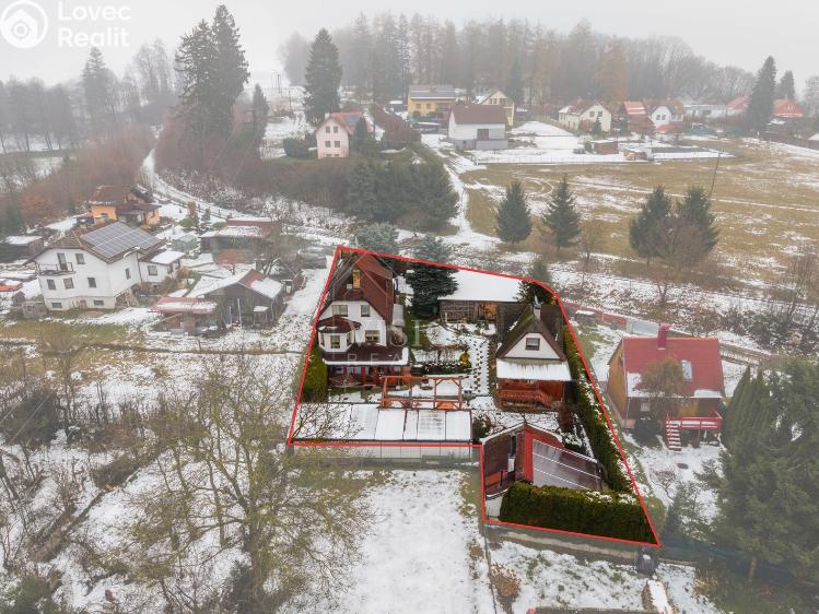 Продажа семейного дома Černovice, Husovy sady č. 27