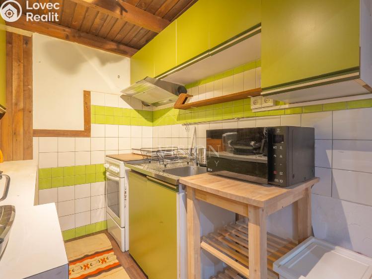 Sale apartment 2+KK Praha, Korunovační č. 6