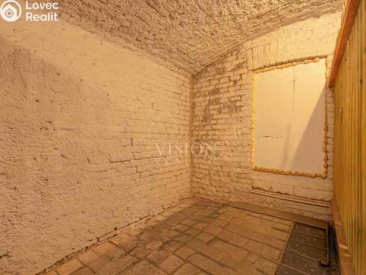 Sale apartment 2+KK Praha, Korunovační č. 10