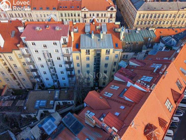 Sale apartment 2+KK Praha, Korunovační č. 13