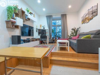 Sale apartment 2+KK Praha, Korunovační č. 2