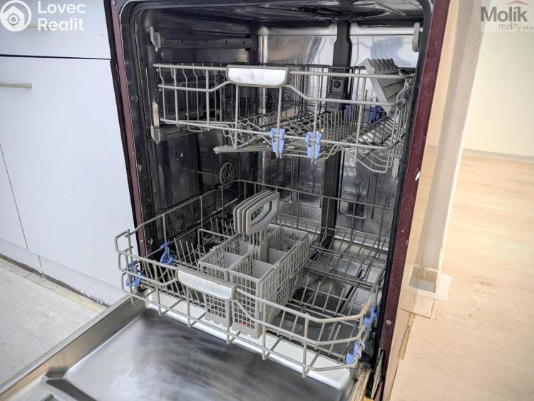 Аренда квартиры 3+1 Bílina, Sídliště Za Chlumem č. 4