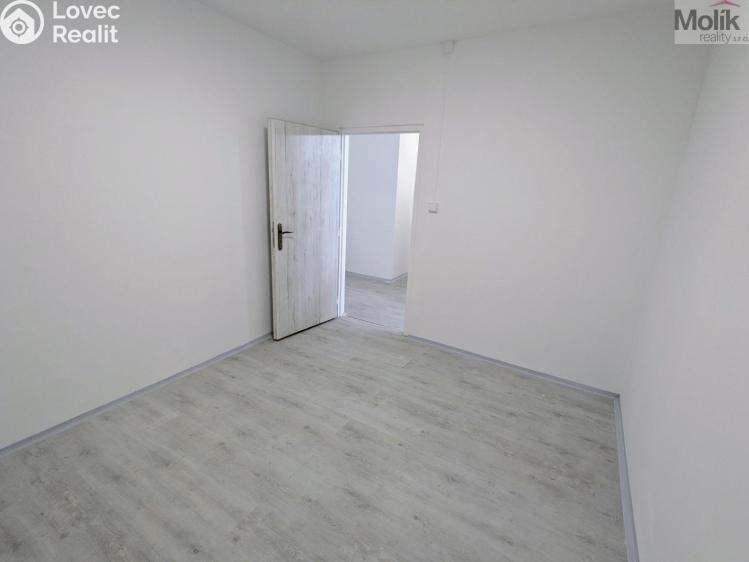 Аренда квартиры 3+1 Bílina, Sídliště Za Chlumem č. 11