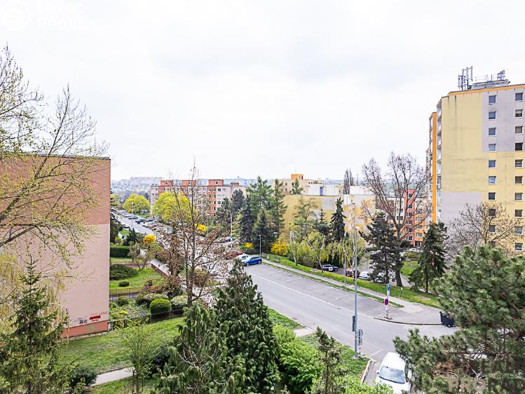 Prodej bytu 3+1 Praha, Hvozdíková č. 9