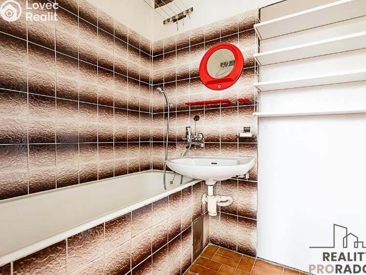 Prodej bytu 3+1 Praha, Hvozdíková č. 19