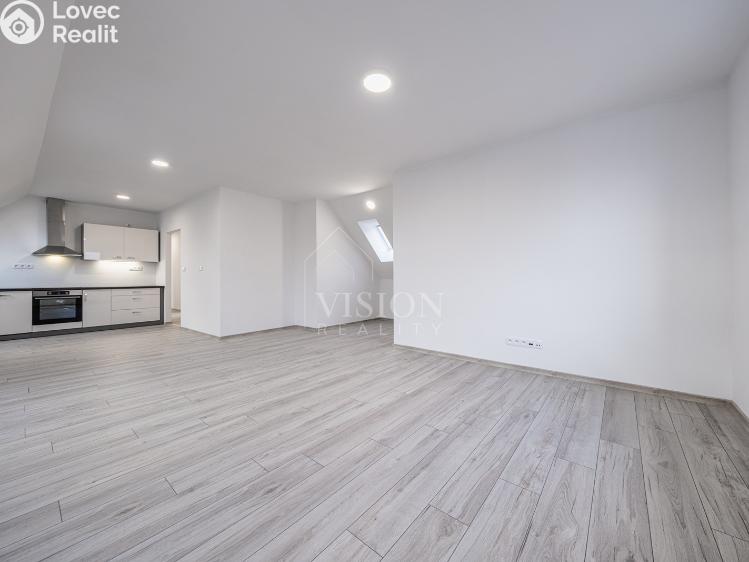 Pronájem bytu 4+KK Sedlčany, Nademlýnská č. 5