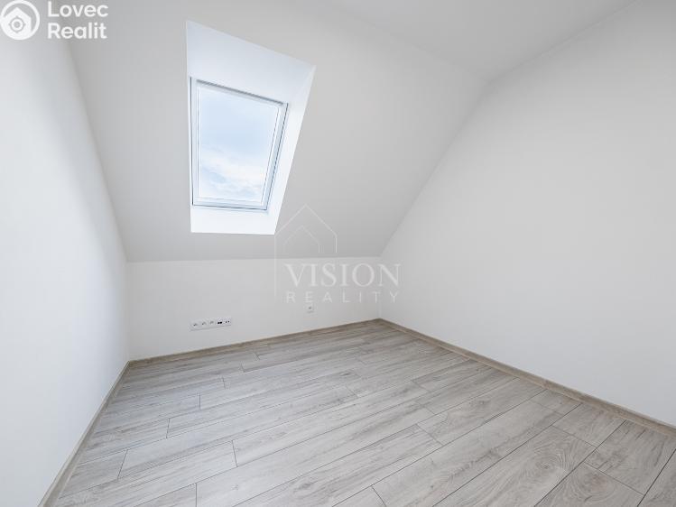 Pronájem bytu 4+KK Sedlčany, Nademlýnská č. 11