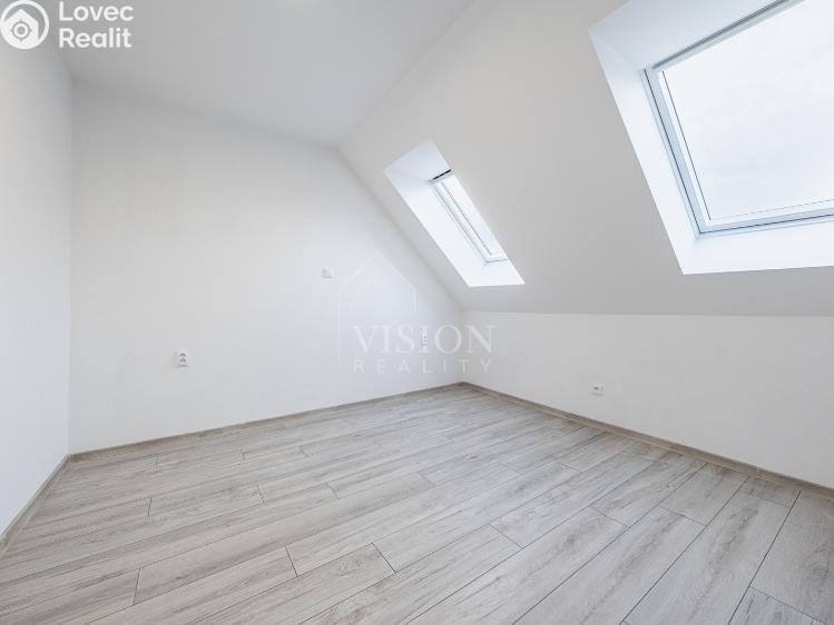 Pronájem bytu 4+KK Sedlčany, Nademlýnská č. 15