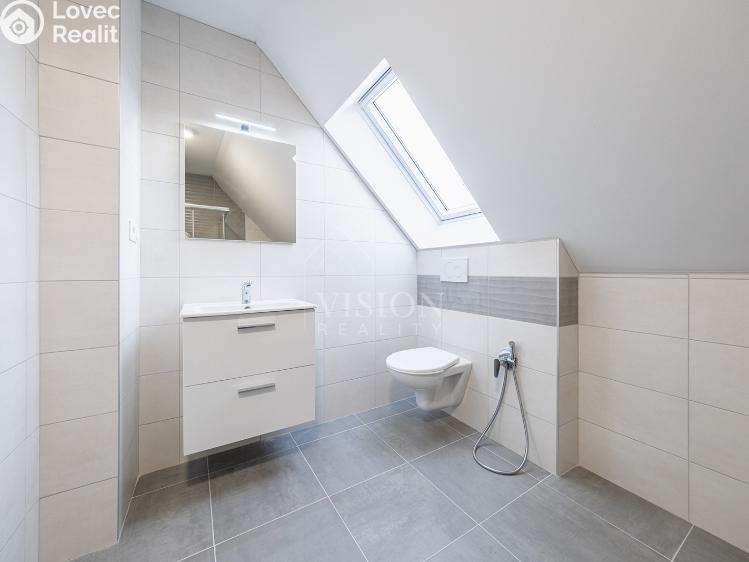 Pronájem bytu 4+KK Sedlčany, Nademlýnská č. 17