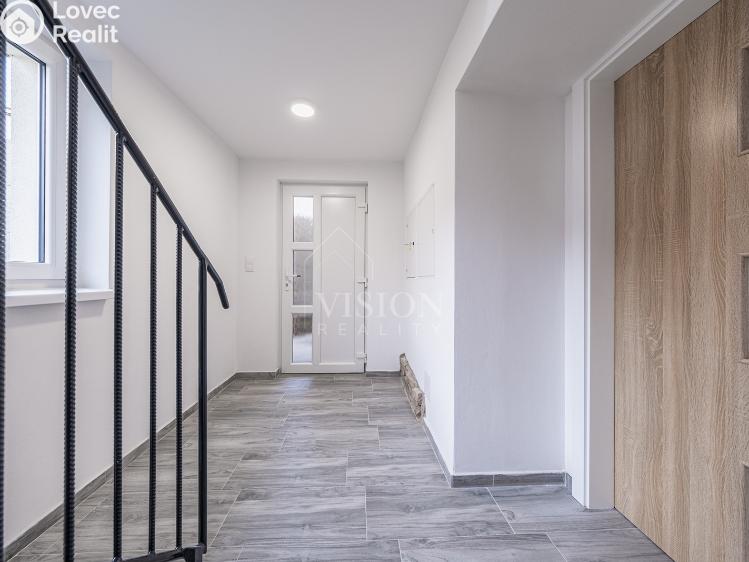 Pronájem bytu 4+KK Sedlčany, Nademlýnská č. 25