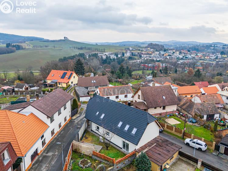 Pronájem bytu 4+KK Sedlčany, Nademlýnská č. 21