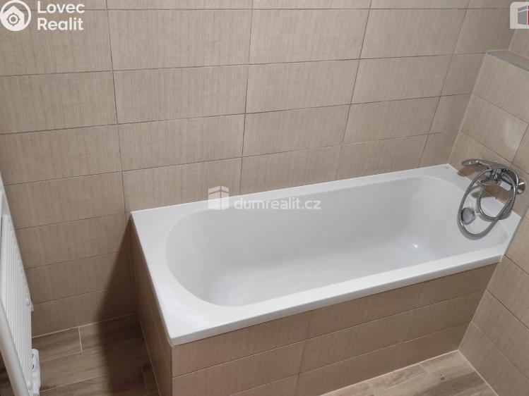 Продаж квартири 2+KK Slaný, Lázeňská č. 14