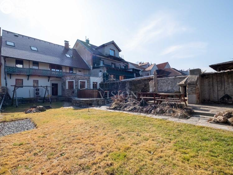 Prodej rodinného domu Velešín, náměstí J. V. Kamarýta č. 26