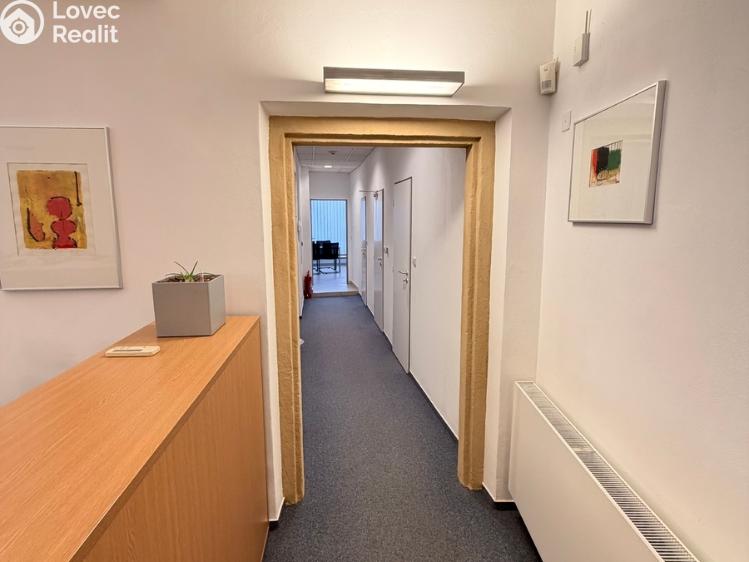 Rent office space Olomouc, Dolní náměstí č. 13