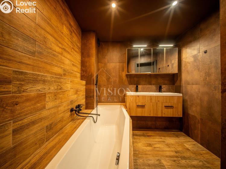 Prodej vícegeneračního domu Ondřejov, nám. 9. května č. 8