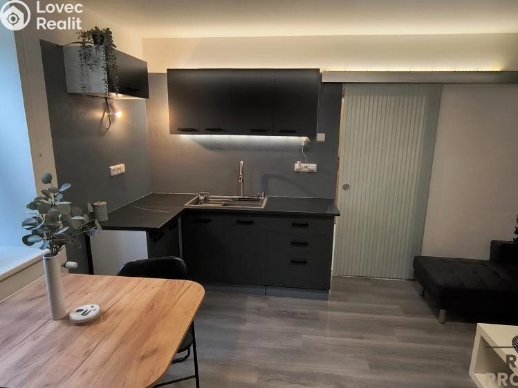 Prodej bytu 3+KK Jablonec nad Nisou, Prosečská č. 3