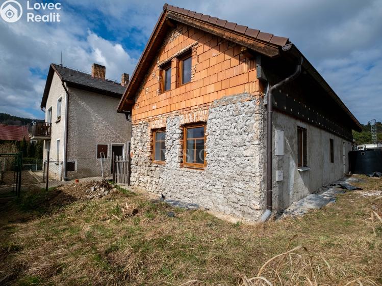 Prodej rodinného domu Srnín č. 2