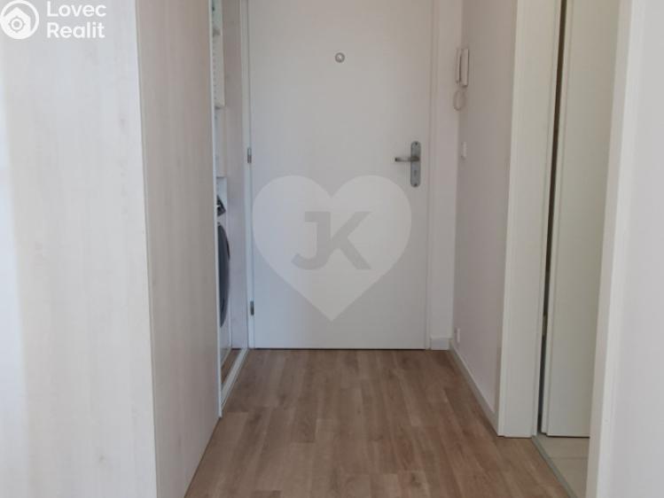 Pronájem bytu 2+KK Praha, Novovysočanská č. 12