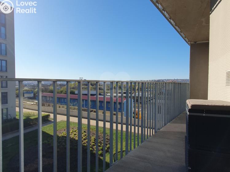 Pronájem bytu 2+KK Praha, Novovysočanská č. 13