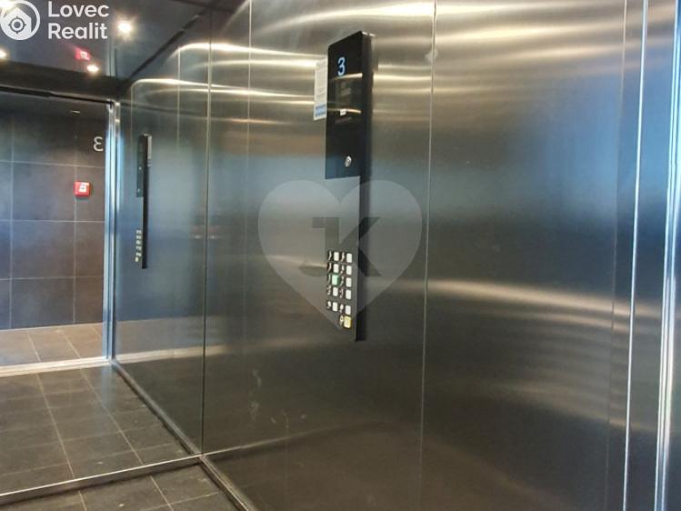 Pronájem bytu 2+KK Praha, Novovysočanská č. 16