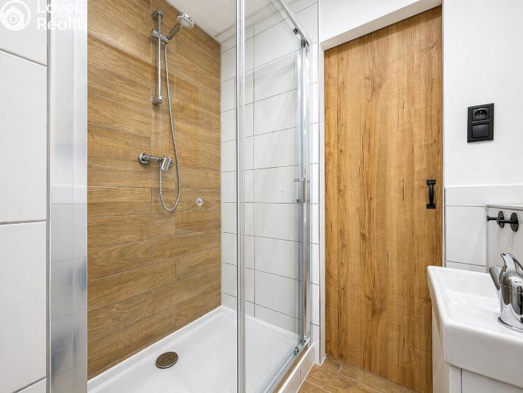 Pronájem bytu 1+KK Chomutov, Seifertova č. 17