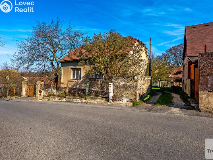 Prodej rodinného domu Zákolany č. 7