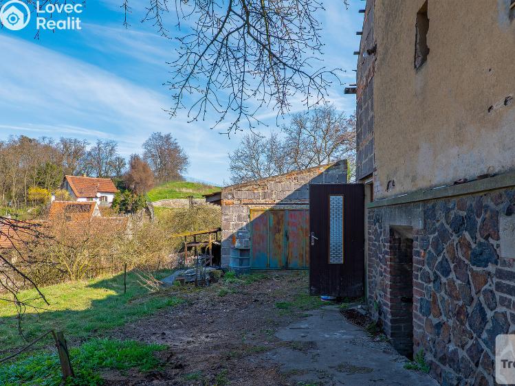 Prodej rodinného domu Zákolany č. 11