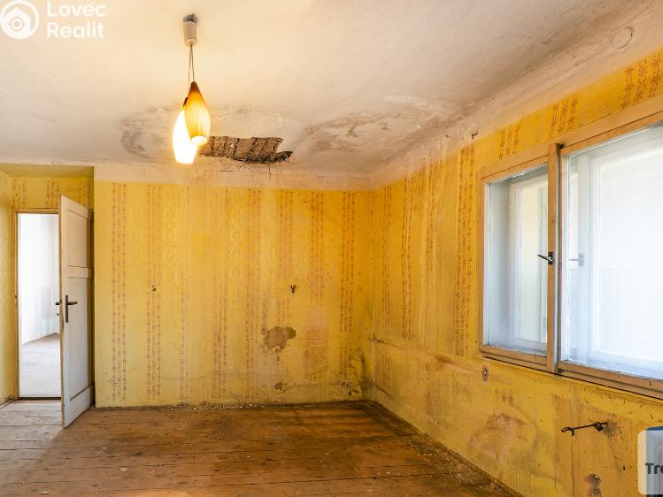 Prodej rodinného domu Zákolany č. 15