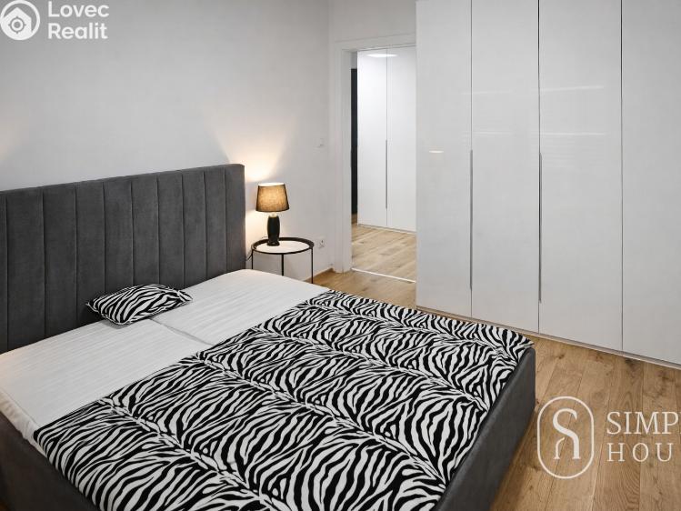 Pronájem bytu 2+KK Praha, Sokolova 719/4 č. 4