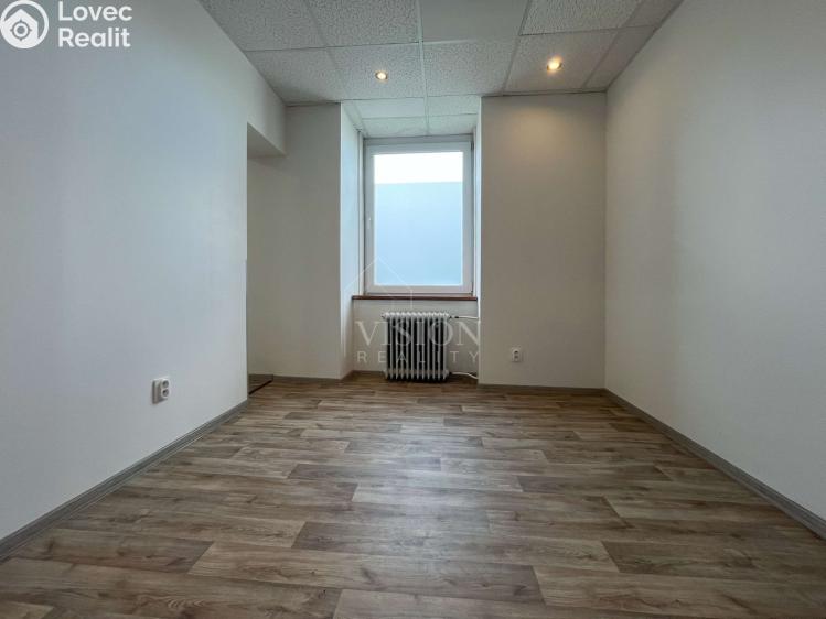 Rent office space Jindřichův Hradec, Kmentova č. 2