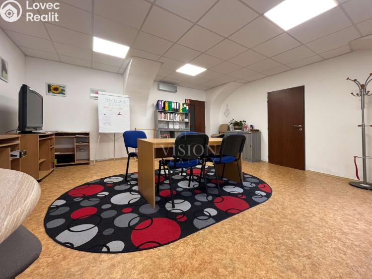 Rent office space Jindřichův Hradec, Kmentova č. 1