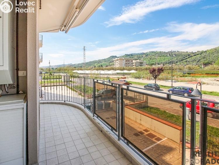 Продаж квартири 2+KK Via Ercole Falò,Alba Adriatica,Itálie č. 2