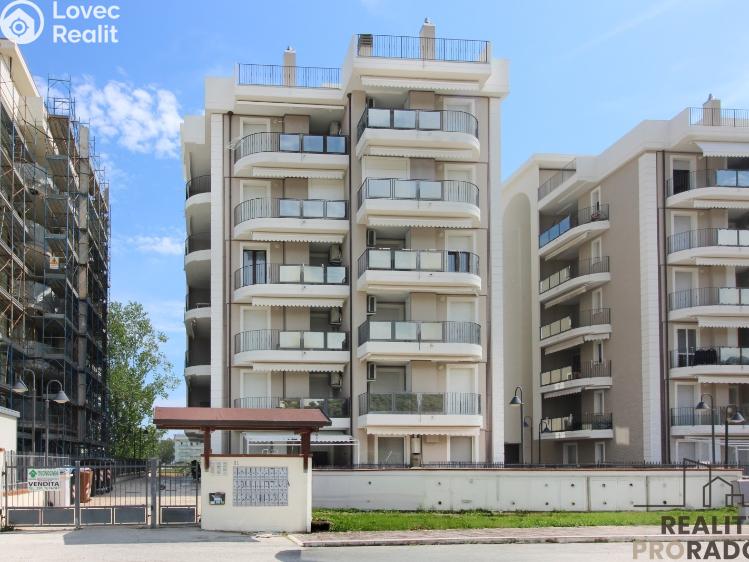 Продаж квартири 2+KK Via Ercole Falò,Alba Adriatica,Itálie č. 12