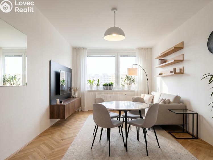 Prodej bytu 2+KK Praha, Neustupného č. 6